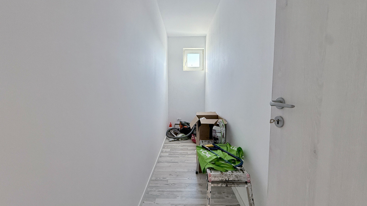 Duplex finalizat cu etaj, 3 camere, Mosnita Veche 21, foxfort.ro