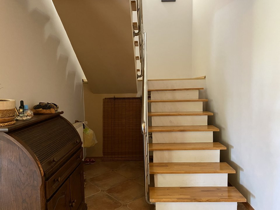 Casa cu 9 camere - panouri fotovoltaice, Timisoara - Bogdanestilor 20, foxfort.ro