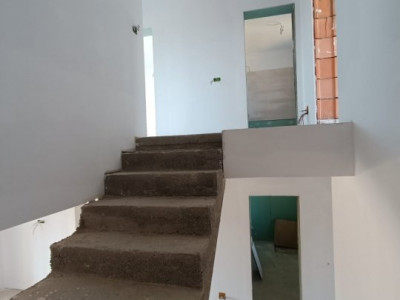 Case insiruite,5 camere, in Chisoda - ID V3662 imagine mica 15, foxfort.ro