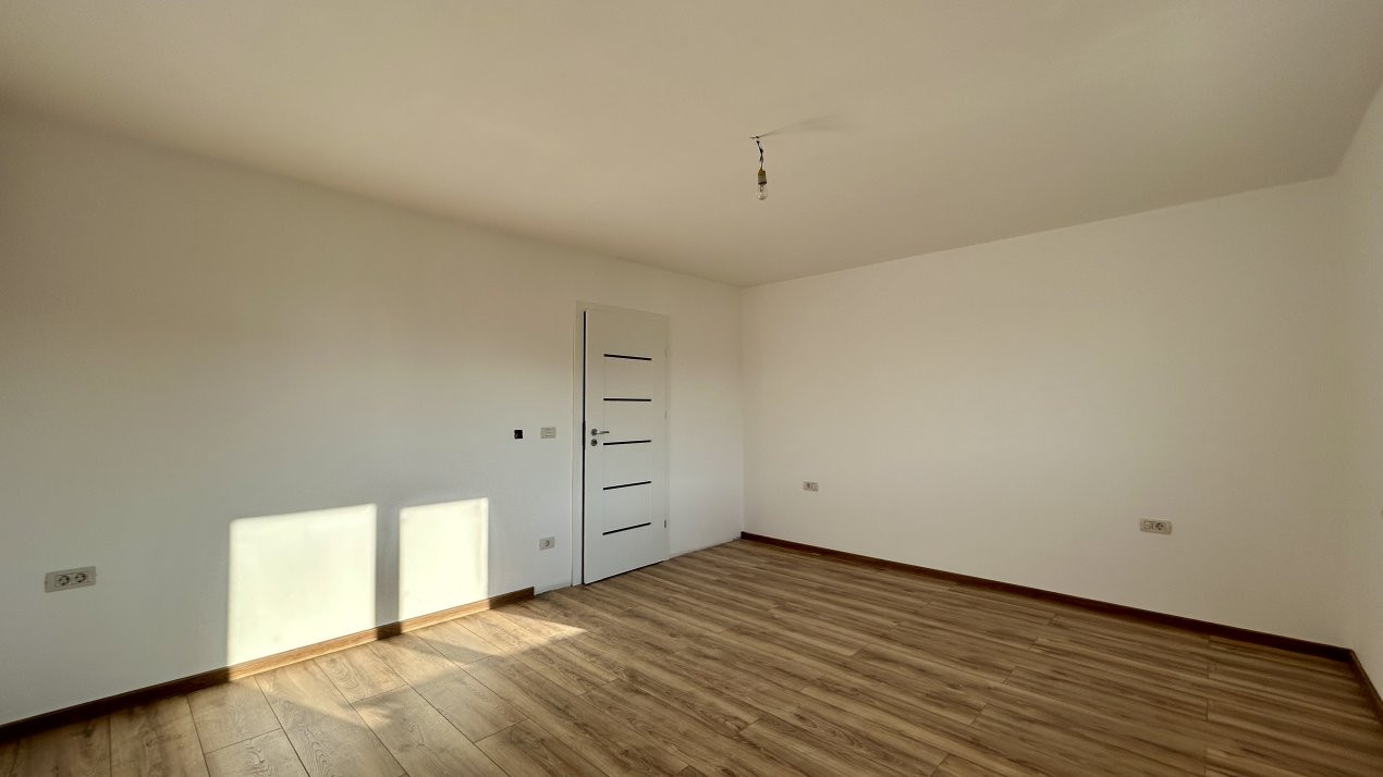 Duplex cu 5 camere de vanzare in Sanandrei - ID V3806 9, foxfort.ro