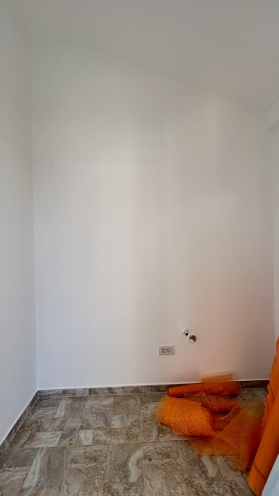 Duplex cu 5 camere de vanzare in Sanandrei - ID V3806 17, foxfort.ro