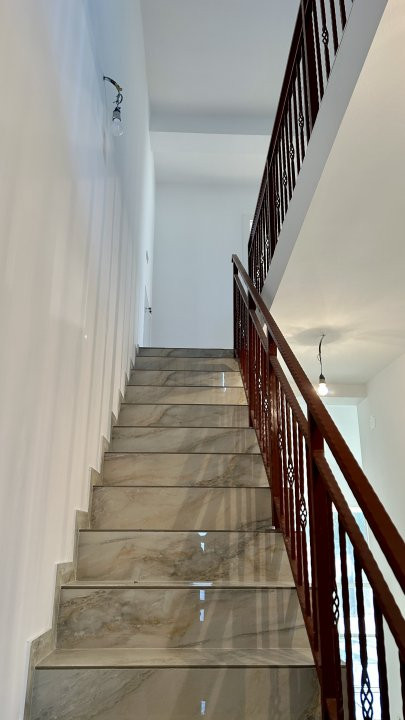 Duplex cu 5 camere de vanzare in Sanandrei - ID V3806 19, foxfort.ro