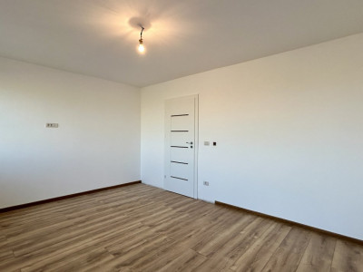 Duplex cu 5 camere de vanzare in Sanandrei - ID V3806 imagine mica 11, foxfort.ro