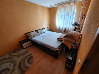 Apartament cu 3 camere de vanzare Lipovei - ID V3808