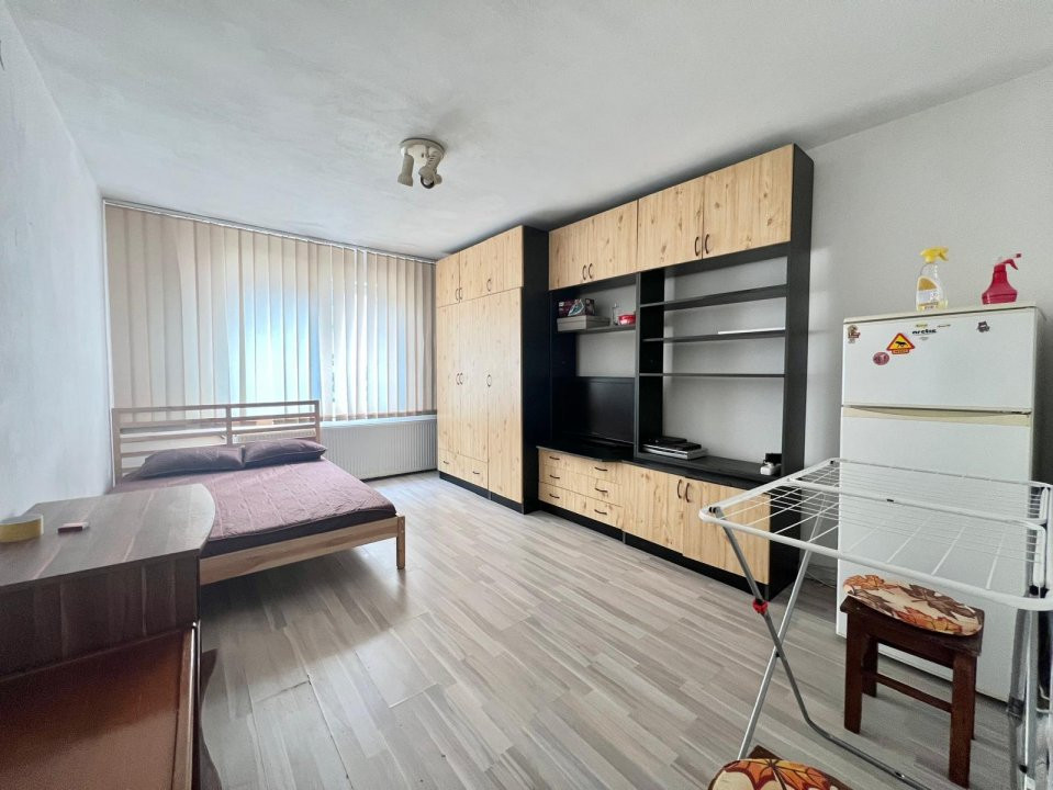 Apartament cu o camera, decomandat, zona Complex Studentesc 1, foxfort.ro