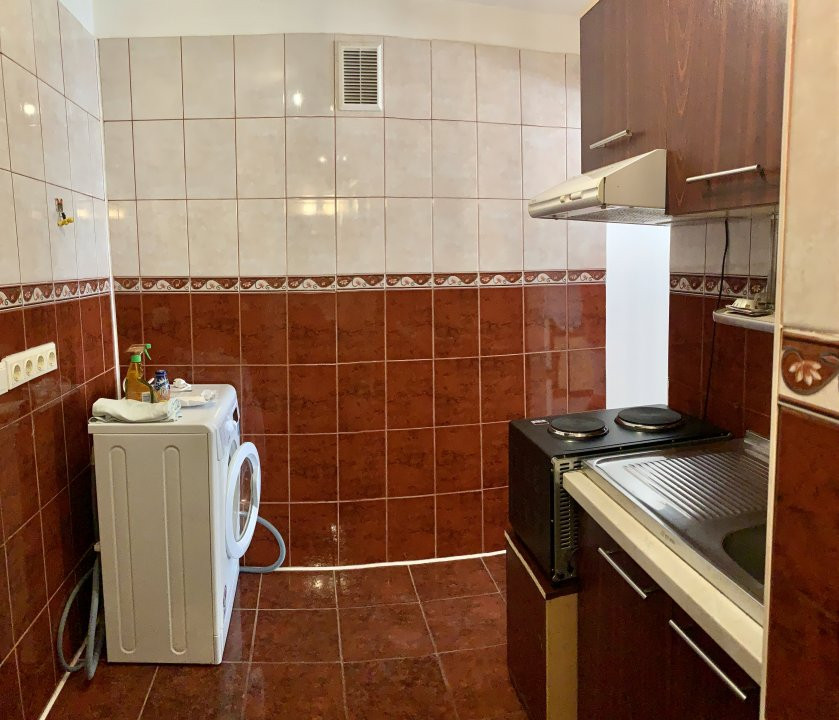 Apartament cu o camera, decomandat, zona Complex Studentesc 5, foxfort.ro