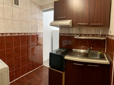 Apartament cu o camera, decomandat, zona Complex Studentesc imagine mica 2, foxfort.ro