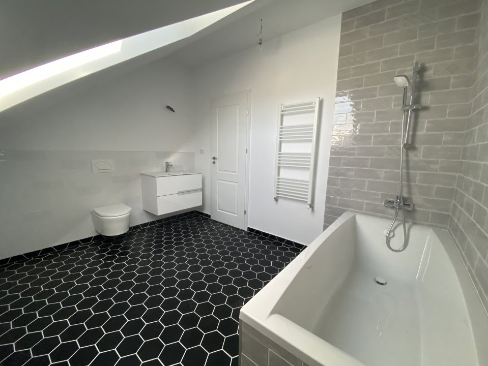 COMISION 0% Apartament cu 3 camere, 89 mp utili in Dumbravita 12, foxfort.ro