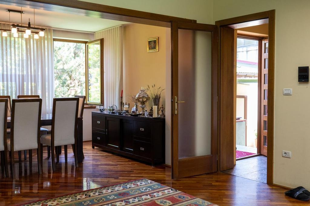 Casa individuala cu Garaj 360mp Utili, Zona Crisan - ID V4097 10, foxfort.ro