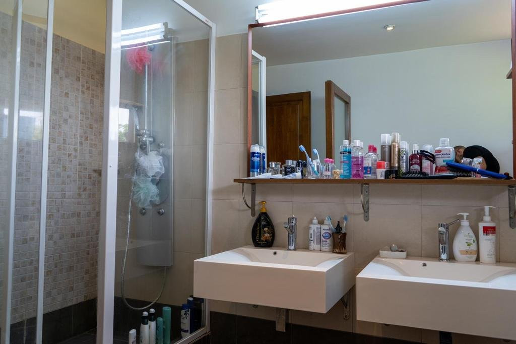 Casa individuala cu Garaj 360mp Utili, Zona Crisan - ID V4097 21, foxfort.ro