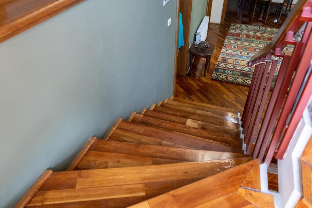 Casa individuala cu Garaj 360mp Utili, Zona Crisan - ID V4097 24, foxfort.ro