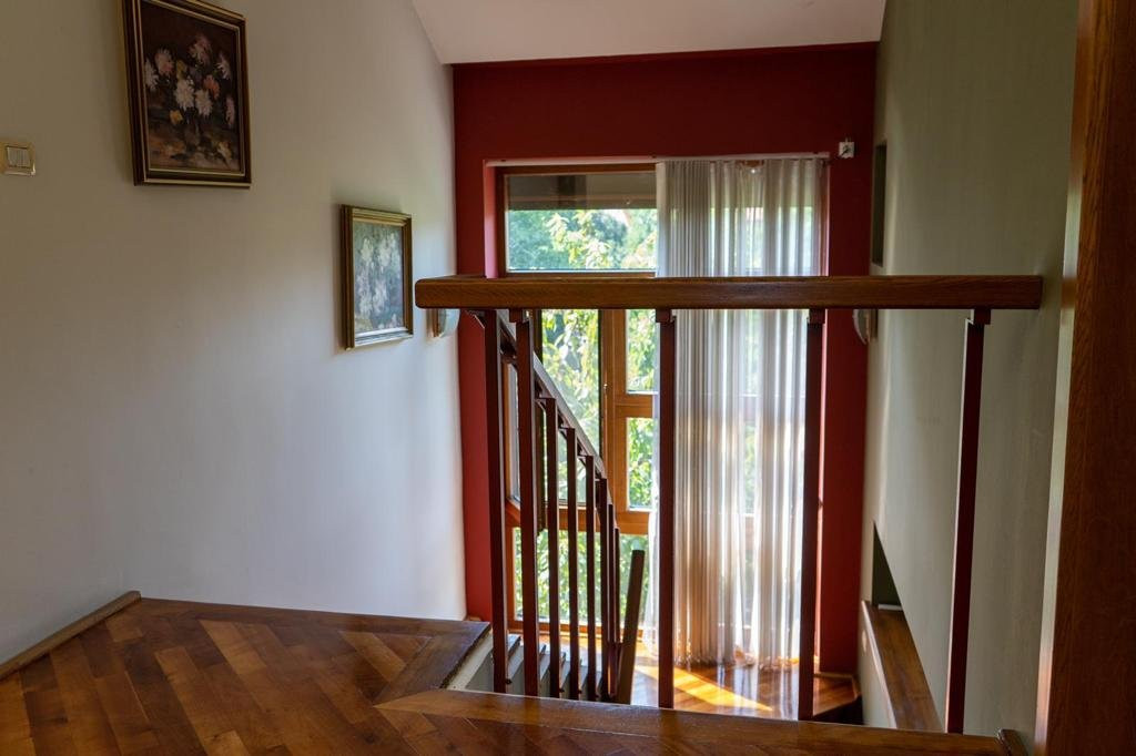 Casa individuala cu Garaj 360mp Utili, Zona Crisan - ID V4097 25, foxfort.ro