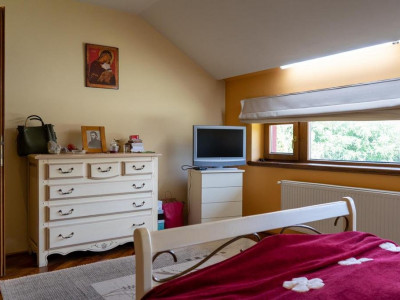 Casa individuala cu Garaj 360mp Utili, Zona Crisan - ID V4097 imagine mica 12, foxfort.ro