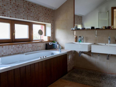 Casa individuala cu Garaj 360mp Utili, Zona Crisan - ID V4097 imagine mica 13, foxfort.ro