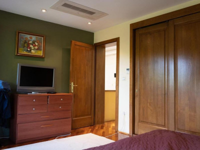 Casa individuala cu Garaj 360mp Utili, Zona Crisan - ID V4097 imagine mica 29, foxfort.ro