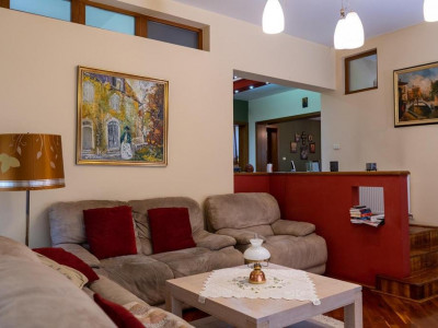 Casa individuala cu Garaj 360mp Utili, Zona Crisan - ID V4097 imagine mica 51, foxfort.ro