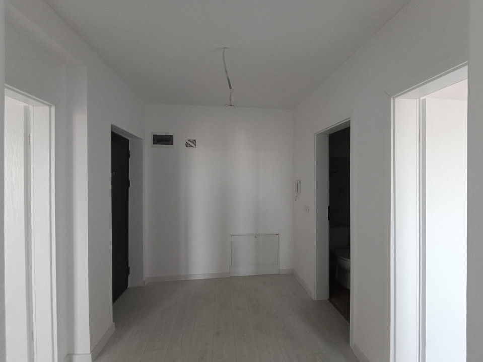 Apartament cu 3 camere decomandat, ETAJ 2 - Giroc 23, foxfort.ro