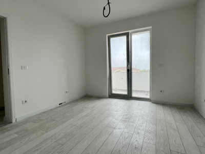 Apartament cu 3 camere, decomandat, ETAJ 1, Giroc sat - ID V4116