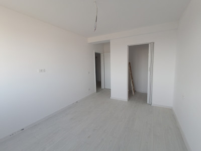 Apartament cu 3 camere decomandat, ETAJ 2 - Giroc imagine mica 18, foxfort.ro