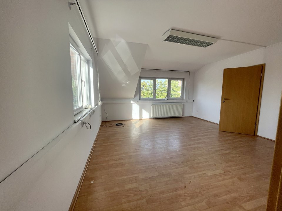 Birouri de inchiriat, intre 10-60 mp utili, zona Closca - ID C4293 10, foxfort.ro