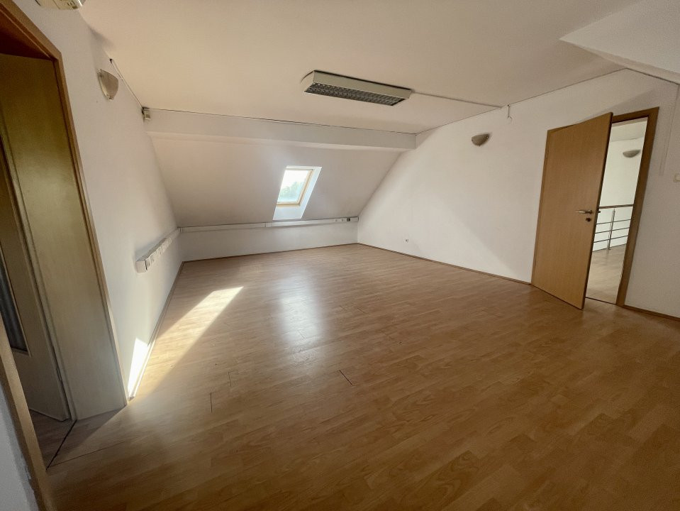 Birouri de inchiriat, intre 10-60 mp utili, zona Closca - ID C4293 17, foxfort.ro