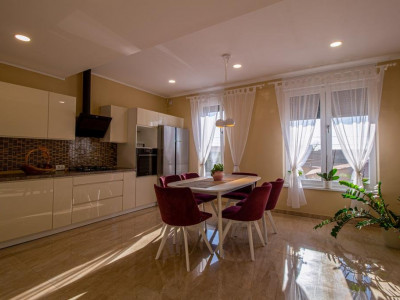 Casa 3 camere cu spatiu comercial in Carani - ID V4331 imagine mica 15, foxfort.ro