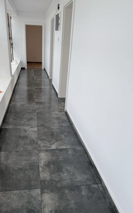 Spatiu de birou, 27 mp zona Mehala 3, foxfort.ro