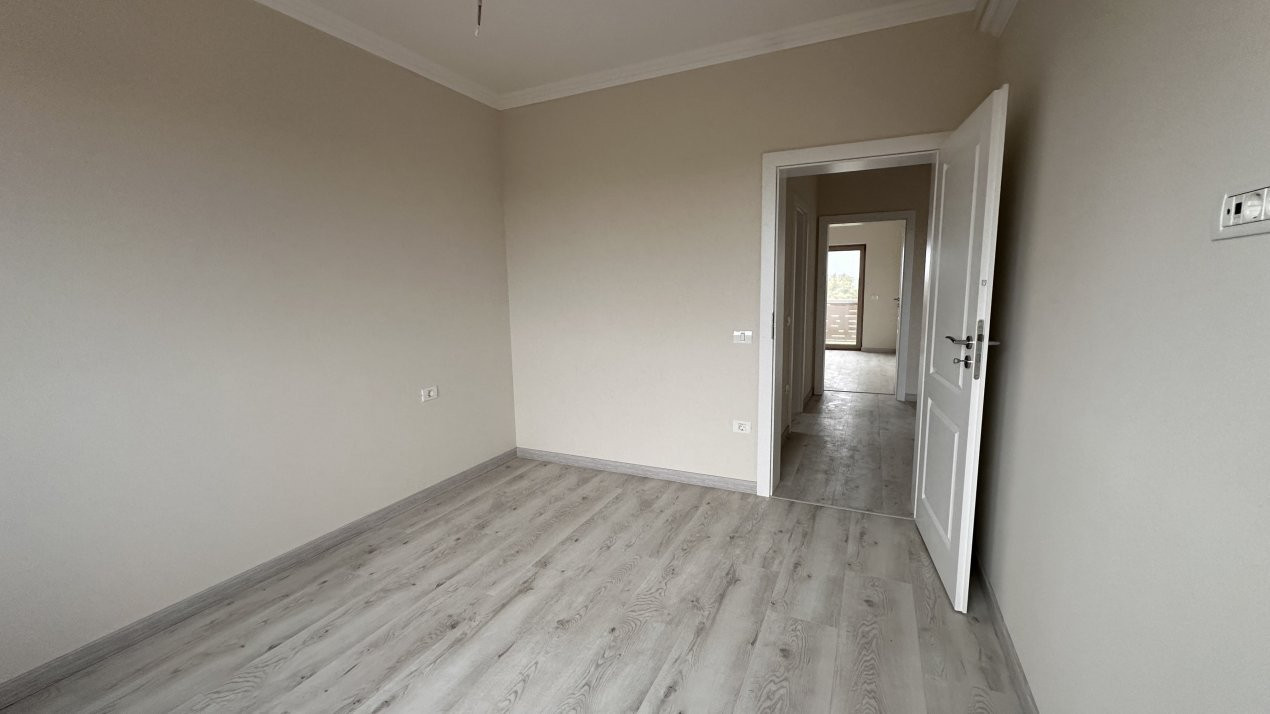 Duplex cu 5 camere despartit prin garaj, zona Giroc  25, foxfort.ro