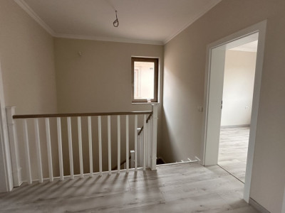 Duplex cu 5 camere despartit prin garaj, zona Giroc  imagine mica 22, foxfort.ro