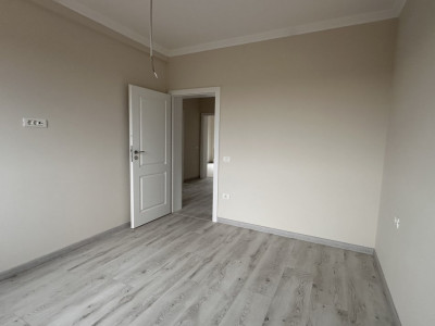 Duplex de vanzare cu 5 camere, despartit prin garaj, zona Giroc imagine mica 14, foxfort.ro