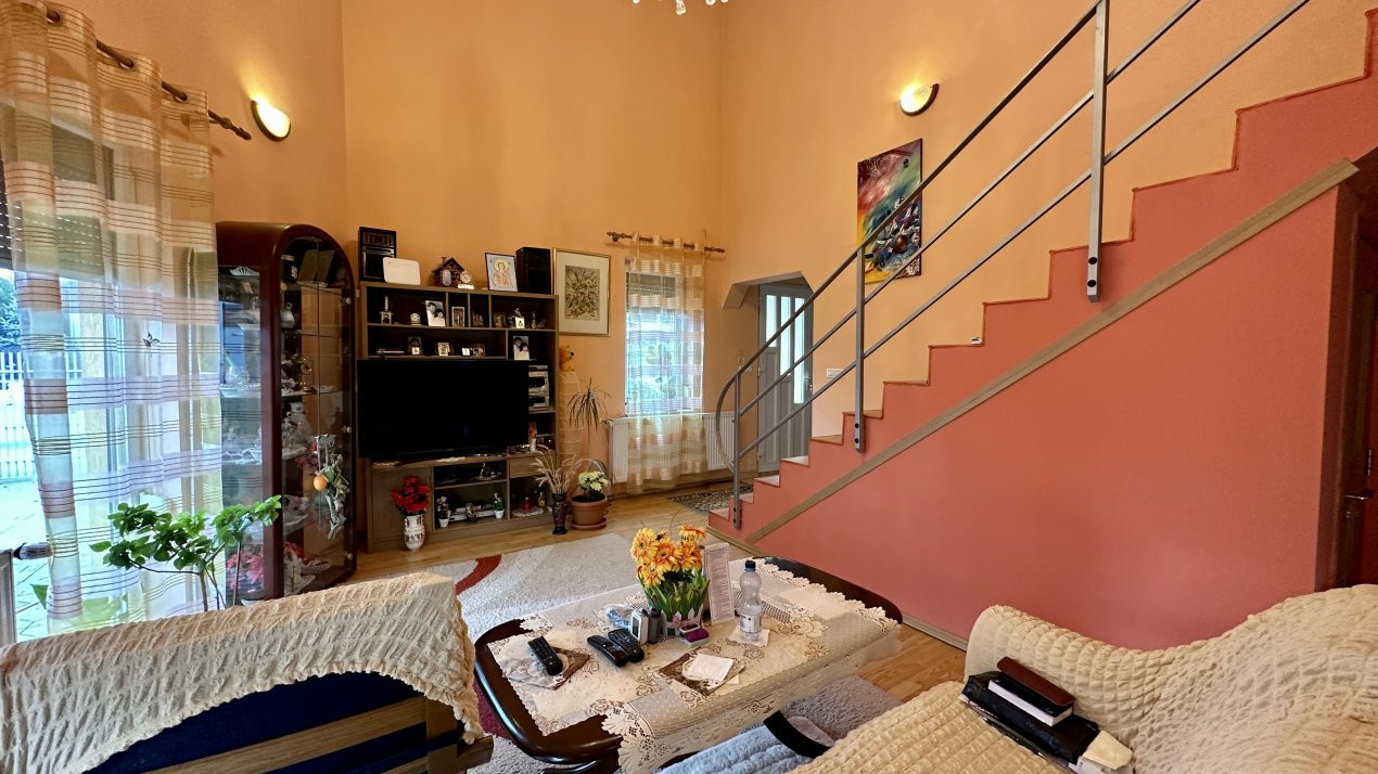 Casa individuala 5 camere si teren 1000 mp, in Sag 3, foxfort.ro