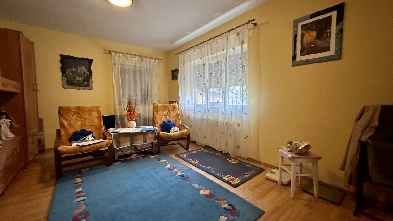 Casa individuala 5 camere si teren 1000 mp, in Sag 4, foxfort.ro