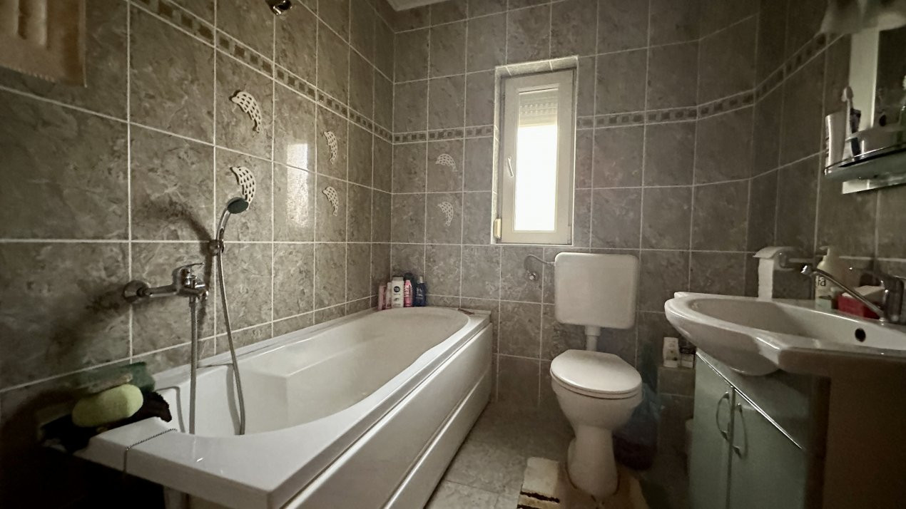 Casa individuala 5 camere si teren 1000 mp, in Sag 14, foxfort.ro