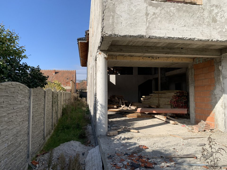 Vila exclusivista 880 mp utili zona Mehala pretabil clinica - ID V4454 3, foxfort.ro