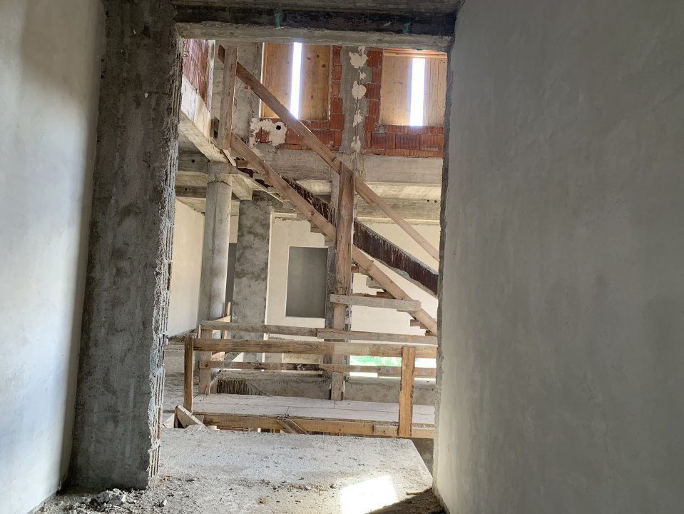 Vila exclusivista 880 mp utili zona Mehala pretabil clinica - ID V4454 13, foxfort.ro