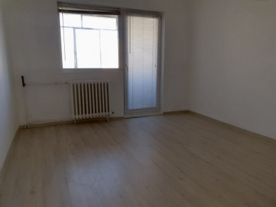 Apartament 1 camera decomandat, zona Girocului - ID V4155