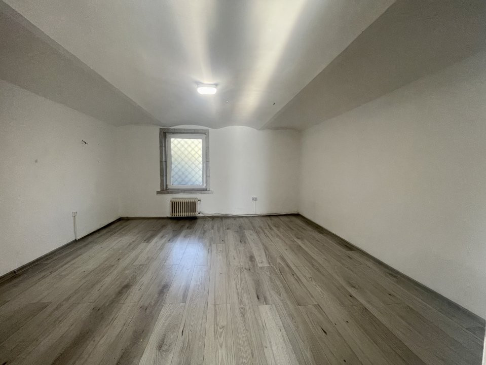 Spatiu de inchiriat la demisol, Calea Bogdanestilor - ID C4498 6, foxfort.ro