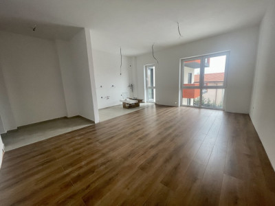 Apartament cu 3 camere, etaj 1, zona Torontalului - ID V4522