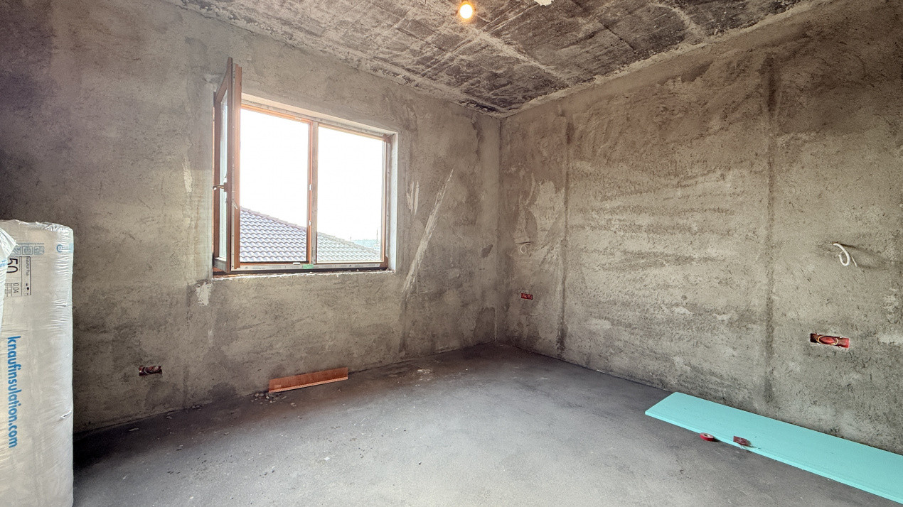 Duplex cu 4 camere Ghiroda zona excelenta 7, foxfort.ro