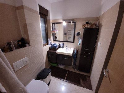 Duplex 5 camere, 176mp, cu semineu in living, Dumbravita - ID V4507 imagine mica 2, foxfort.ro