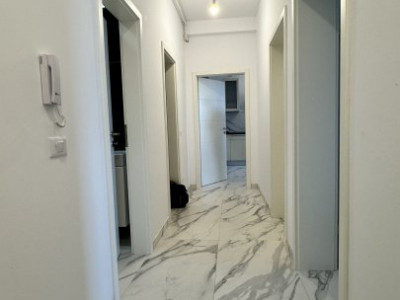Apartament 3 camere, in Giroc, zona centrala - ID V4585 imagine mica 9, foxfort.ro