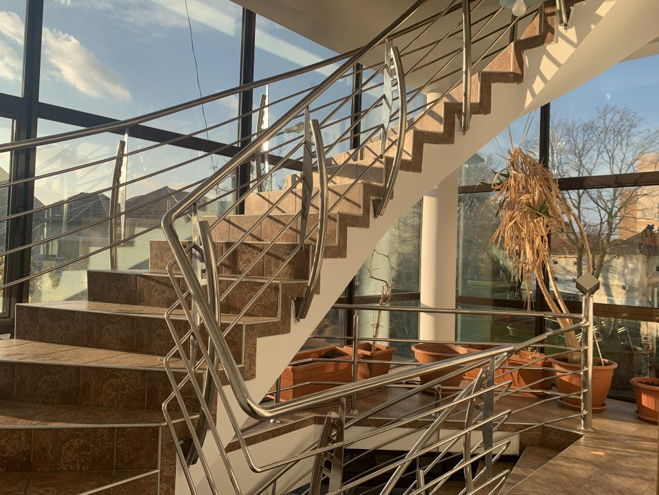 Birouri cu retea calculatoare IT, 500 posturi, zona Olimpia  - ID C4606 3, foxfort.ro