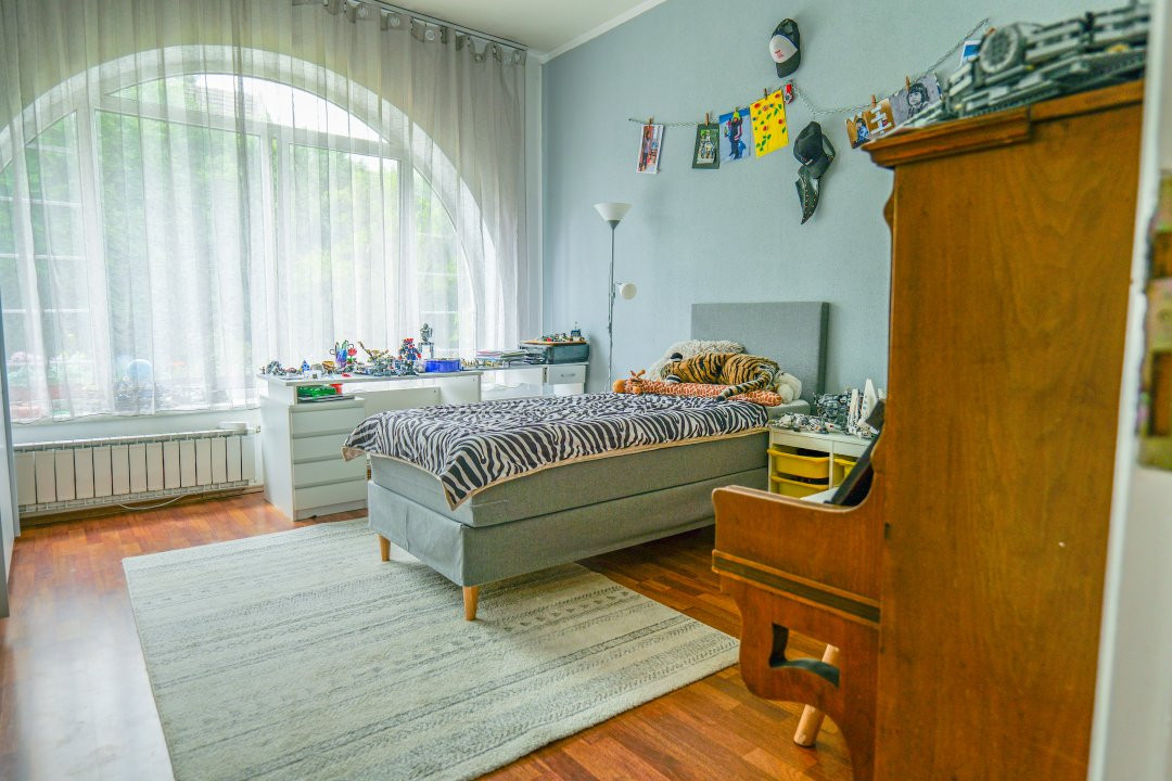 Casa individuala cu teren 1702 mp - ID V4657 2, foxfort.ro
