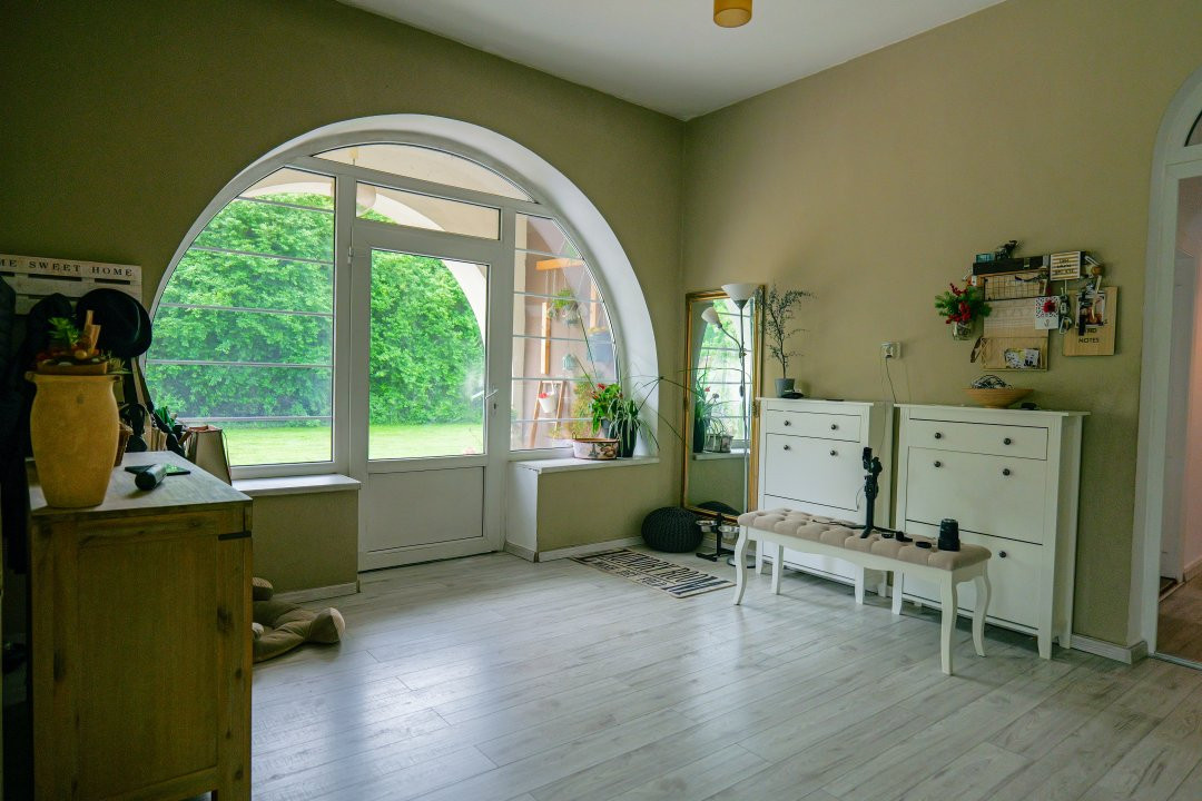 Casa individuala cu teren 1702 mp - ID V4657 16, foxfort.ro