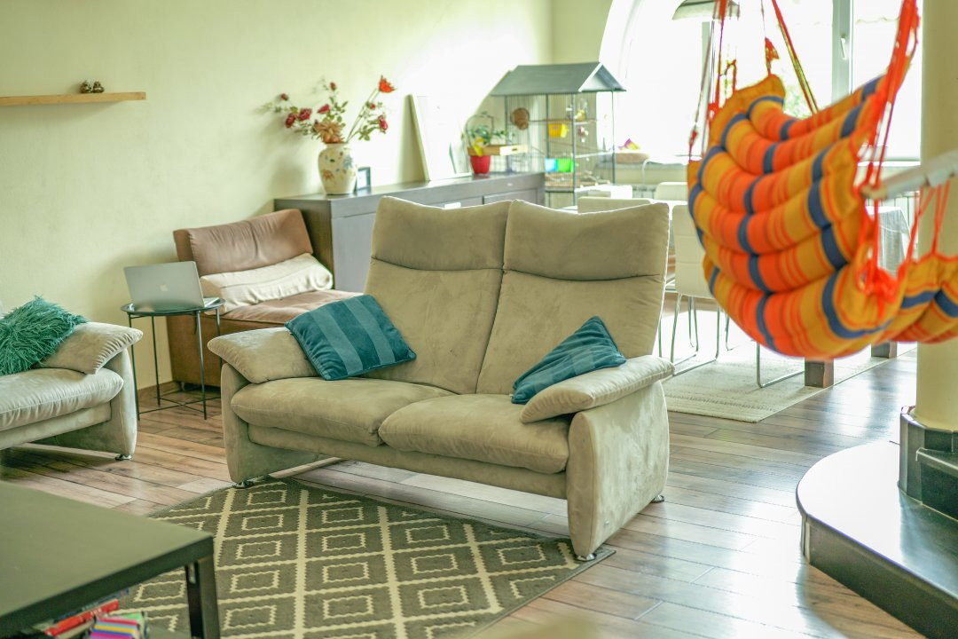 Casa individuala cu teren 1702 mp - ID V4657 18, foxfort.ro