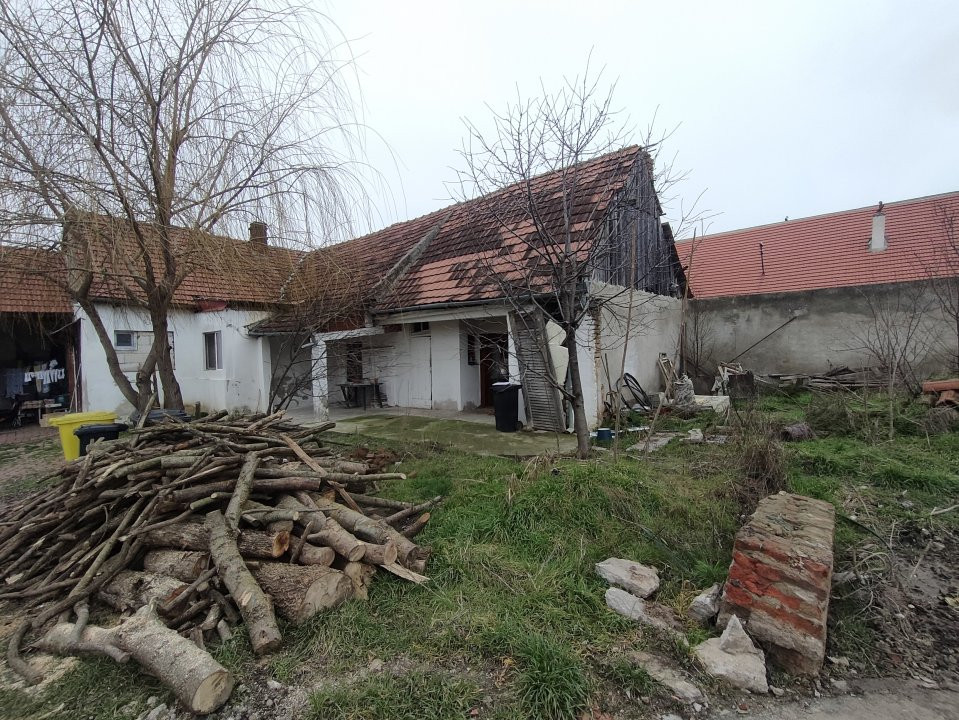 Duplex in Deta cu comision 0% 117 mp utili la asfalt - ID V4730 19, foxfort.ro