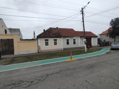 Duplex in Deta cu comision 0% 117 mp utili la asfalt - ID V4730 imagine mica 21, foxfort.ro