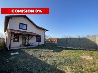 Duplex cu 3 camere cu panouri fotovoltaice in Sanandrei Centru - ID V4749