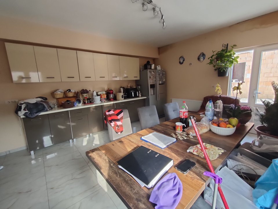 Casa cu teren de 1942 mp, in Timișoara, COMISION 0% - ID V4770 23, foxfort.ro