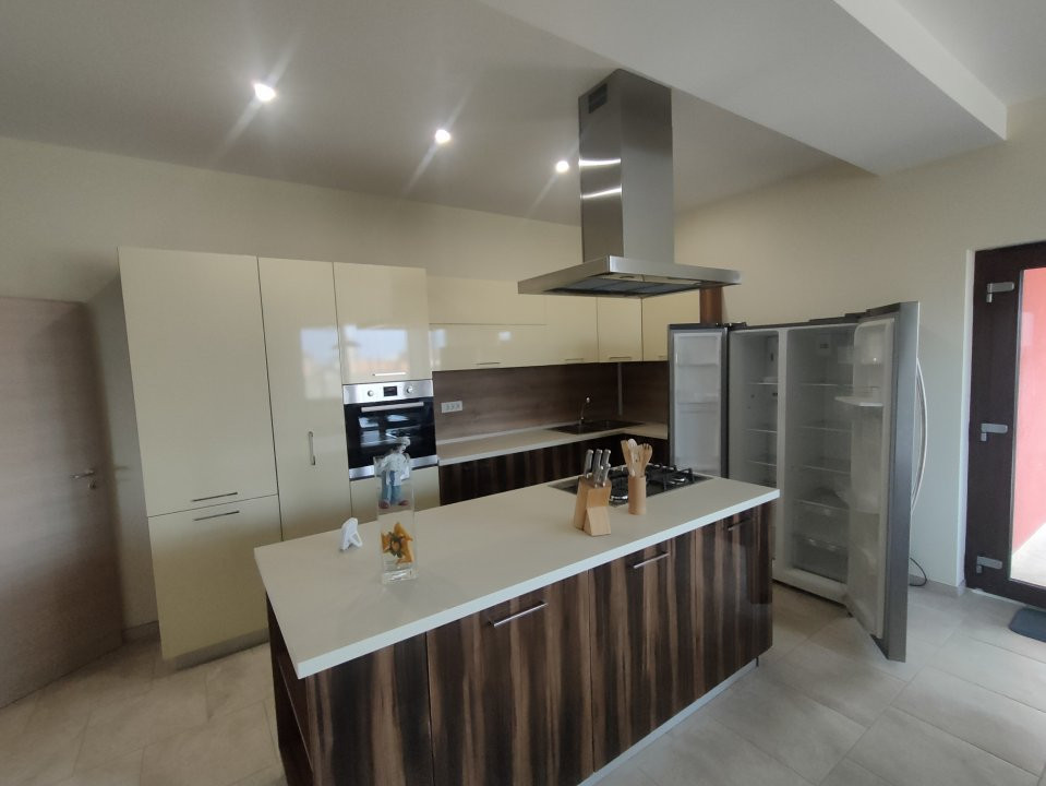 Casa individuala in Giroc 220 mp utili si teren de 660 mp 24, foxfort.ro